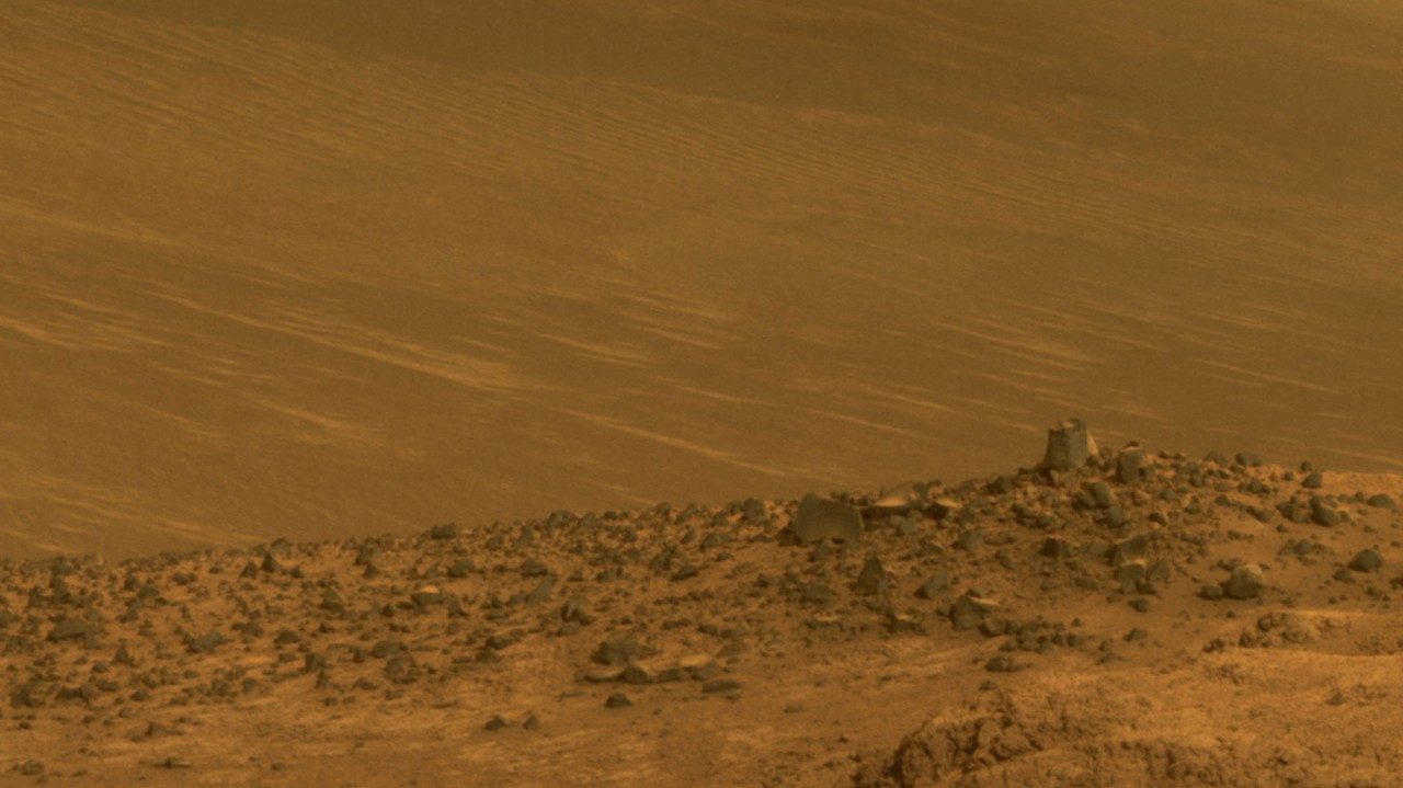 ground level view of Wharton ridge on Mars
